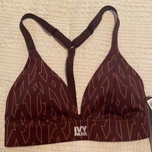 BNWT IVY PARK SPORTS BRA